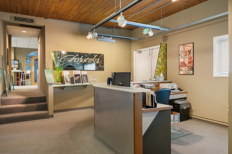 More Photos Of 927 Rainier Ave S, Seattle Manufacturing For Sale