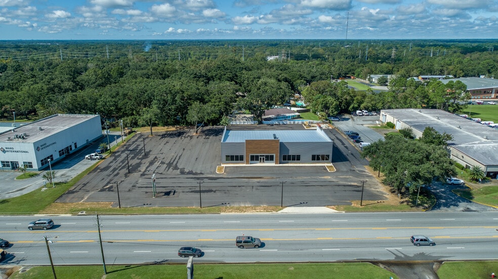More Photos Of 5901 N W St, Pensacola General Retail For Sale