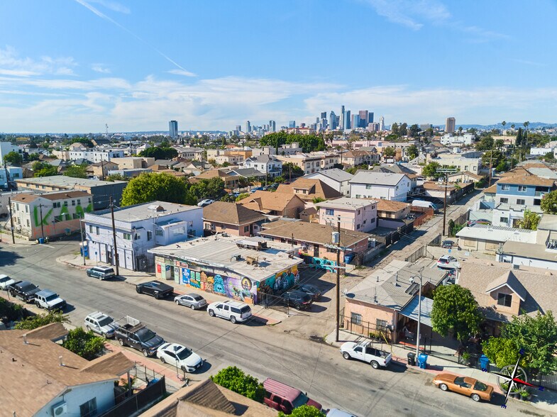More Photos Of 701 N Fickett St, Los Angeles Apartments For Sale