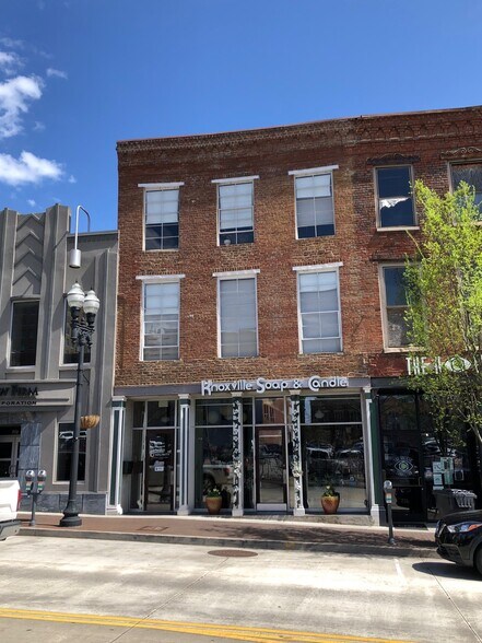 More Photos Of 714 Gay, Knoxville General Retail For Lease