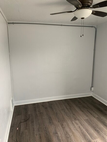 More Photos Of 134 Davidson Ave, Woodland Storefront Retail Residential For Sale