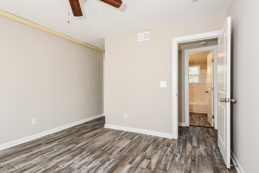 More Photos Of 3586 Jackson St, Atlanta Apartments For Sale
