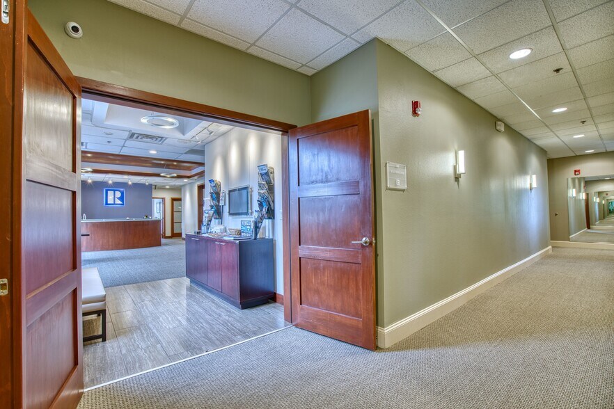 More Photos Of 4790 Table Mesa Dr, Boulder Office For Lease