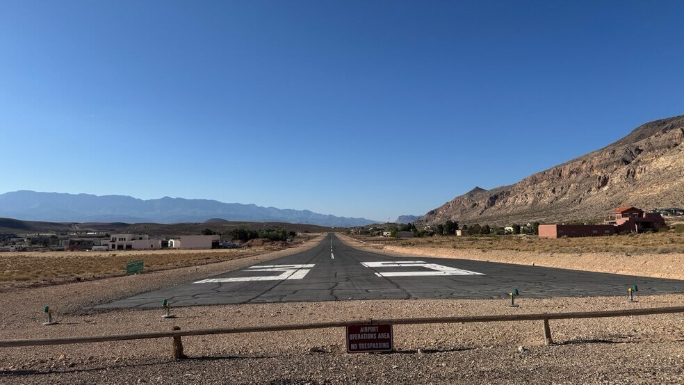 More Photos Of 1403 W 4490 S, Hurricane Airplane Hangar For Sale