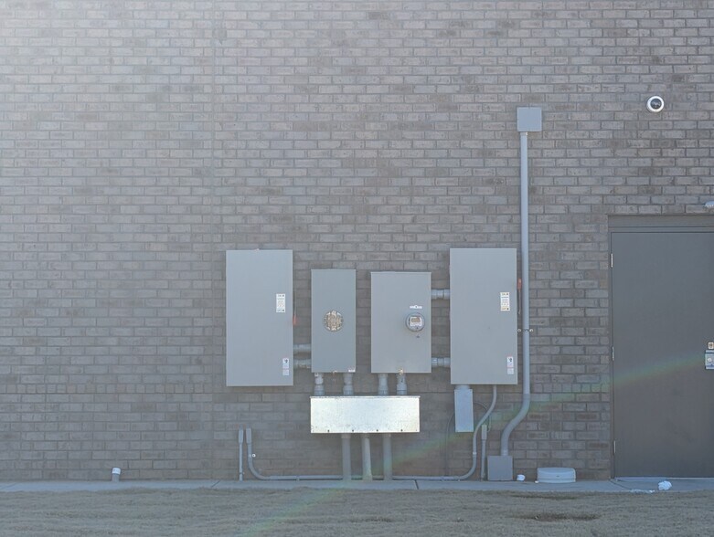 More Photos Of 5994 GA-124 Hwy, Hoschton Storefront For Lease