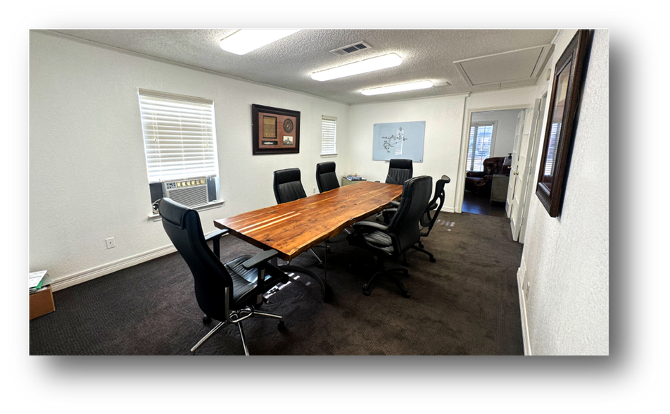 More Photos Of 1220 Brown Trl, Bedford Medical For Lease