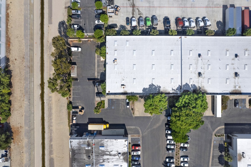 More Photos Of 9216 Bally Ct, Rancho Cucamonga Warehouse For Sale