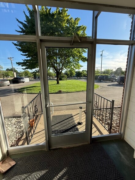 More Photos Of 408 N Liberty St, Belleville Apartments For Sale