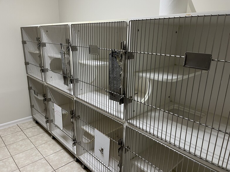 More Photos Of 8141 Ramona Blvd, Jacksonville Medical For Lease