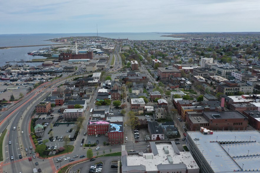 More Photos Of 392 Acushnet Ave, New Bedford Office For Sale