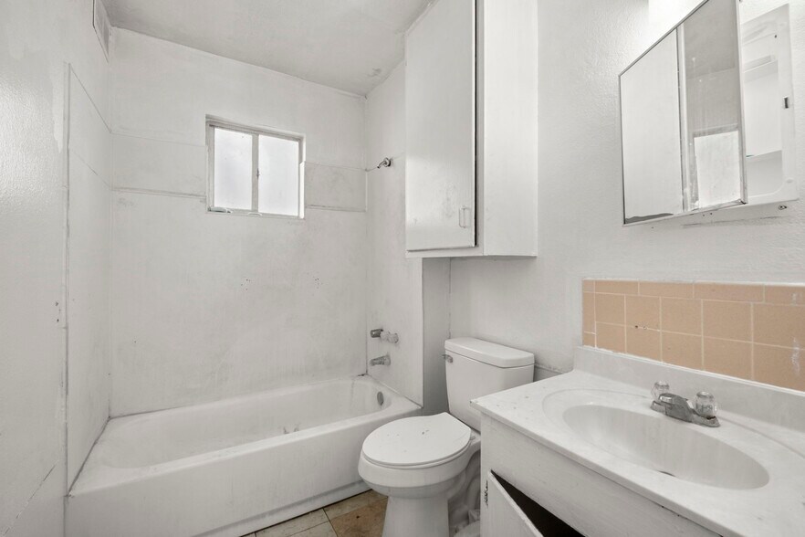 More Photos Of 110 Mary Louise Dr, San Antonio Apartments For Sale