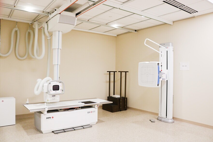More Photos Of 6 Earlin Ave, Browns Mills Medical For Lease