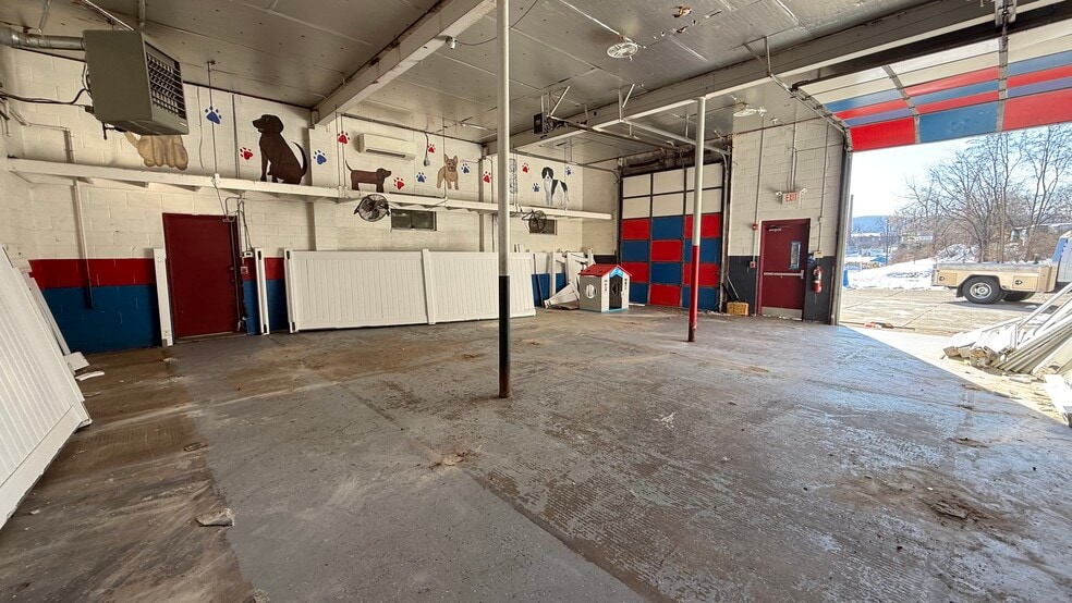 More Photos Of 937 Stefko Blvd, Bethlehem Warehouse For Sale