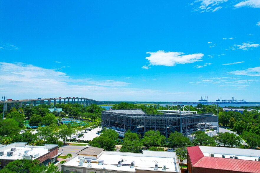 More Photos Of 146 Fairchild St, Charleston Office For Lease