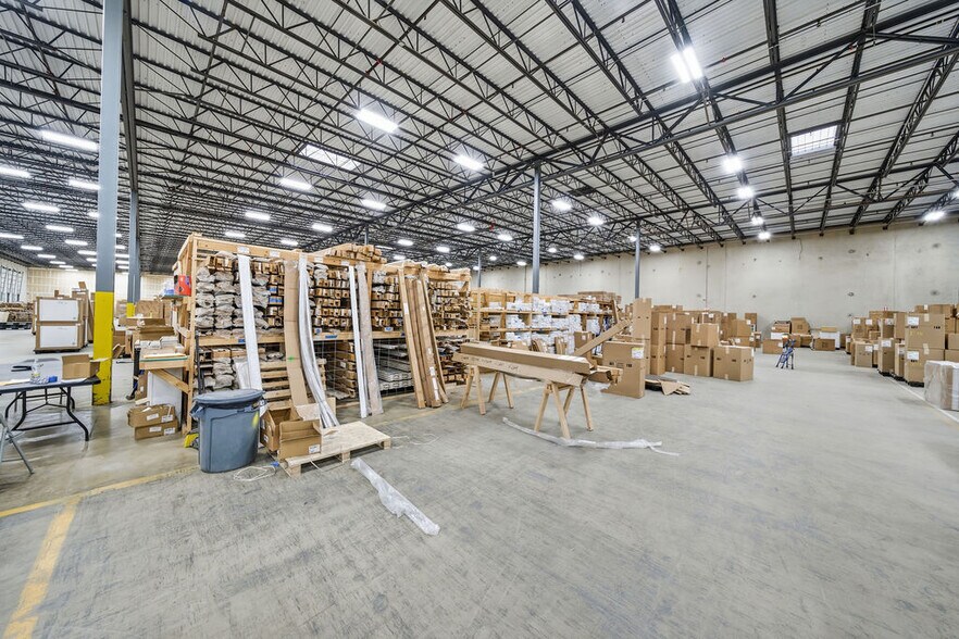 More Photos Of 5500 Mid Cities, Schertz Warehouse For Lease
