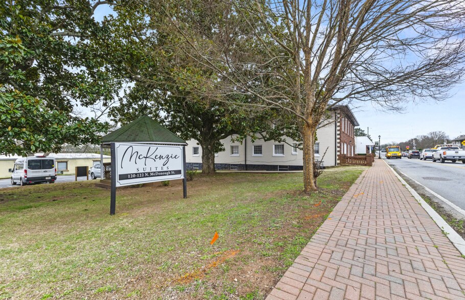 More Photos Of 118-124 N McDonough St, Jonesboro Office For Sale