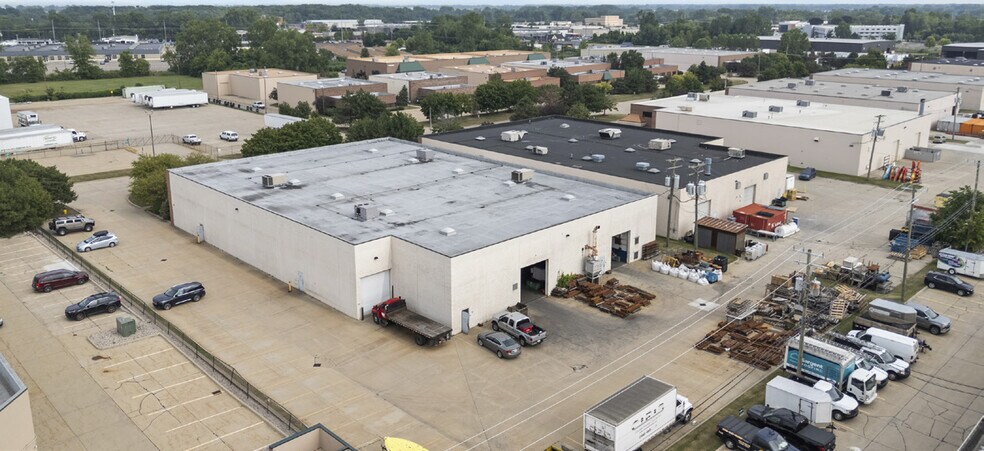 More Photos Of 44837 Morley Dr, Clinton Township Manufacturing For Sale