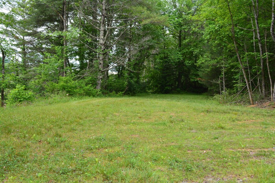 More Photos Of 6421 Highway 91 N, Laurel Bloomery Warehouse For Sale