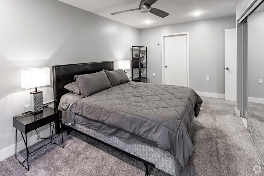 More Photos Of 515 E Grant St, Minneapolis Apartments For Sale