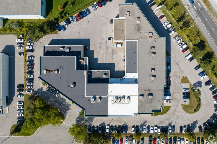 More Photos Of 1815 Ironstone Mnr, Pickering Office For Lease