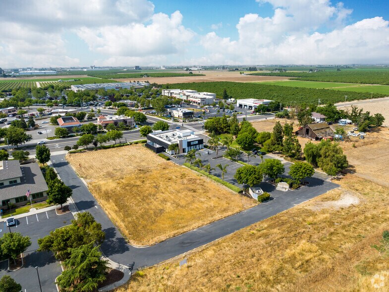 More Photos Of 3401 W Monte Vista Ave, Turlock Restaurant For Sale