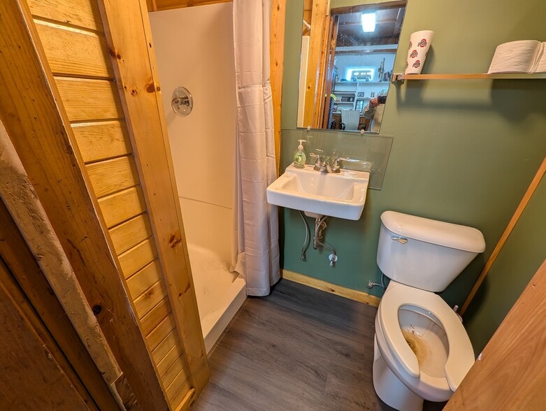 More Photos Of 67 Brenner Ave, Dayton Warehouse For Sale