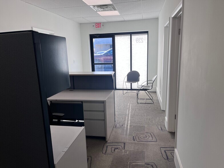More Photos Of 239 Haywood Rd, Asheville Office For Lease