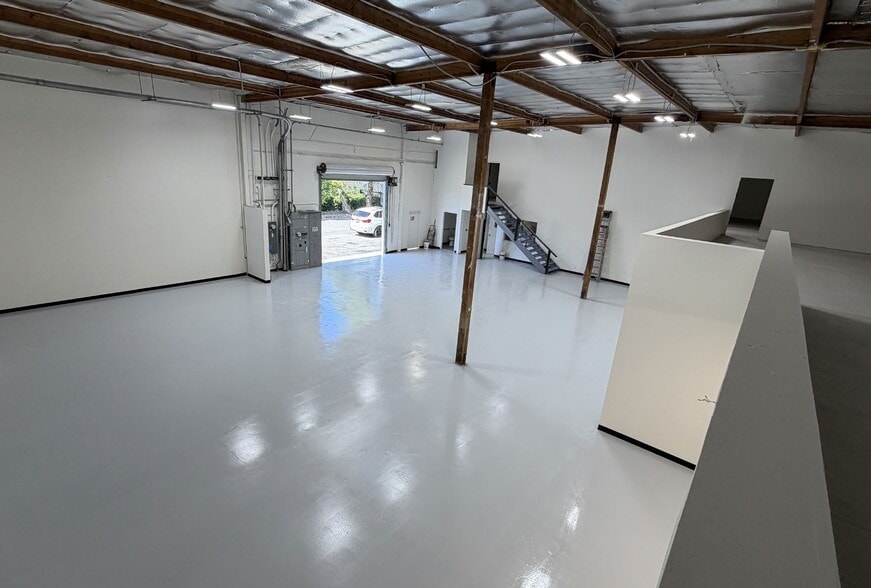 More Photos Of 49111-49117 Millmont Dr, Fremont Warehouse For Sale