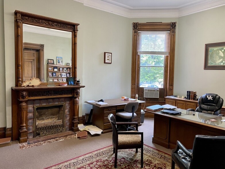 More Photos Of 1015 S 4th St, Louisville Office Residential For Sale