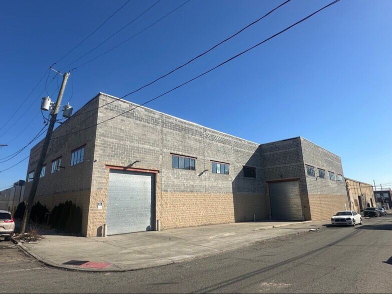 Primary Photo Of 295 Governor St, Paterson Industrial For Lease