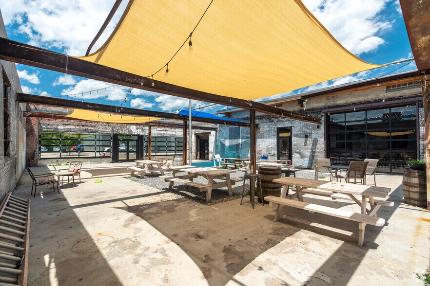 More Photos Of 1710 S Broadway, Denver Storefront Retail Office For Lease