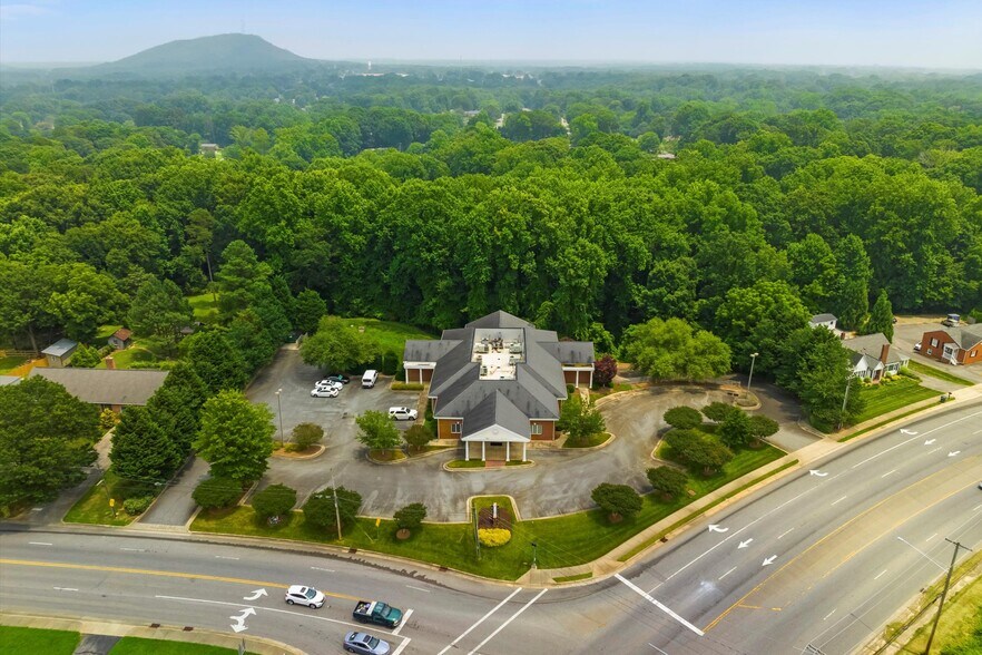 More Photos Of 1146 N New Hope Rd, Gastonia Medical For Sale
