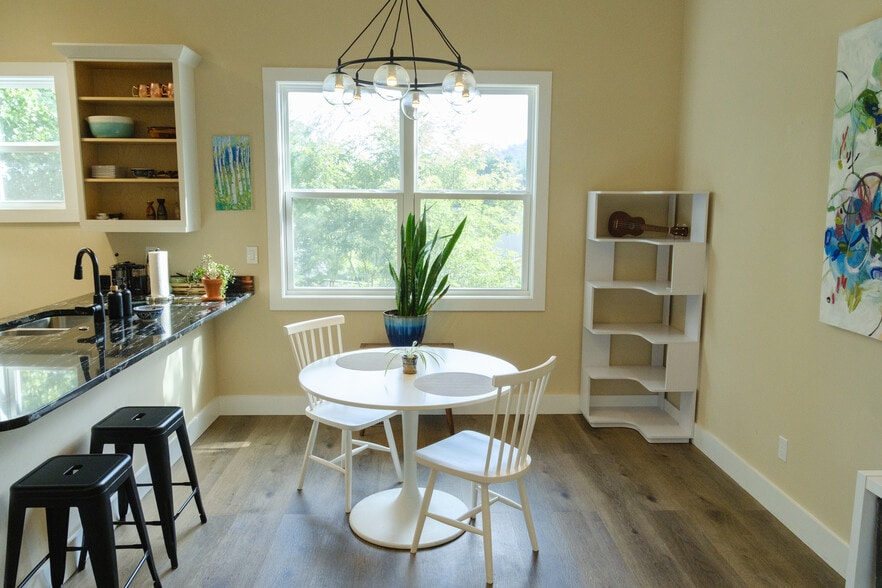 More Photos Of 14 Red Maple Dr, Weaverville Multifamily For Sale