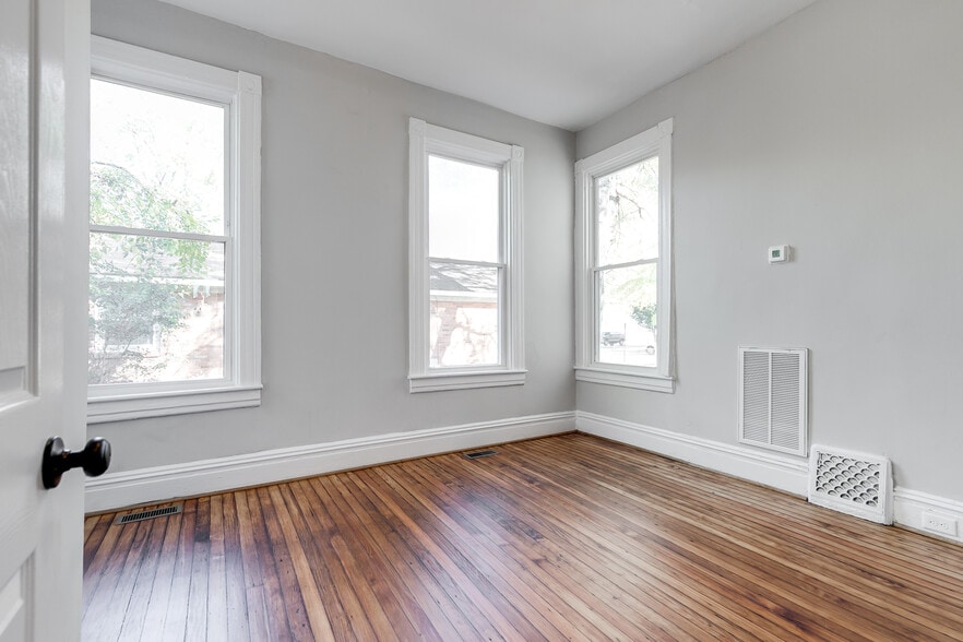More Photos Of 3418 Carolina Ave, Richmond Multifamily For Sale
