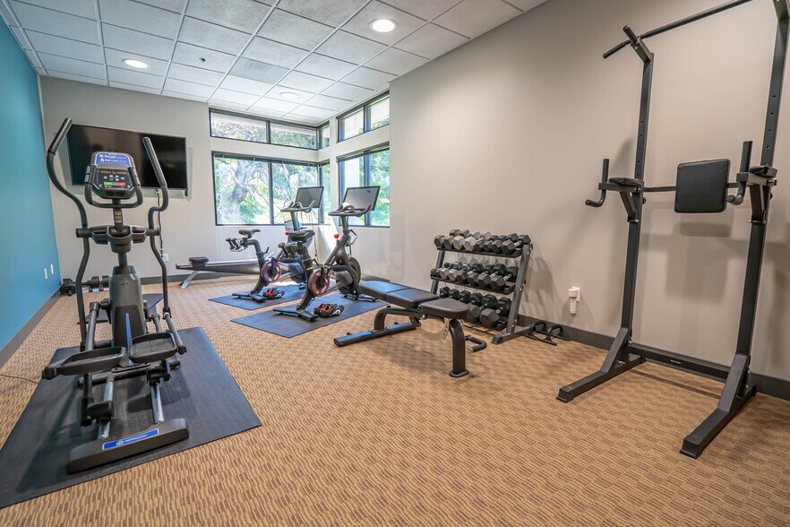 More Photos Of 25101 The Old Rd, Stevenson Ranch Office For Sale