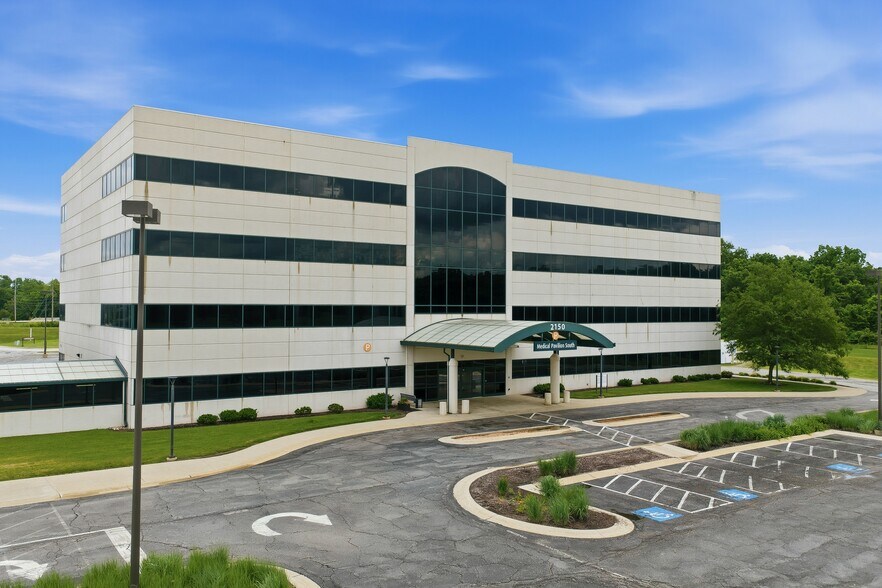 More Photos Of 2150 Gettler St, Dyer Medical For Lease