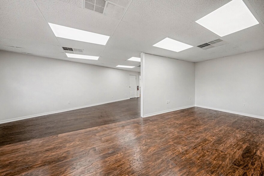 More Photos Of 4427-4439 Gunn Hwy, Tampa General Retail For Lease
