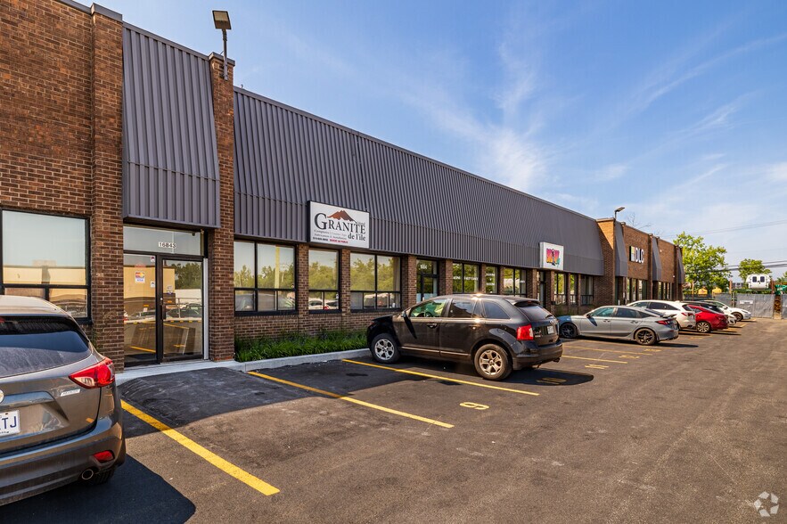More Photos Of 16839-16849 Boul Hymus, Kirkland Light Distribution For Lease