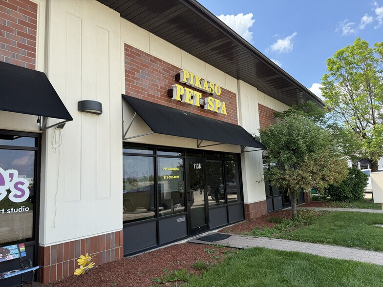 More Photos Of 13717 S Route 30, Plainfield Flex For Lease