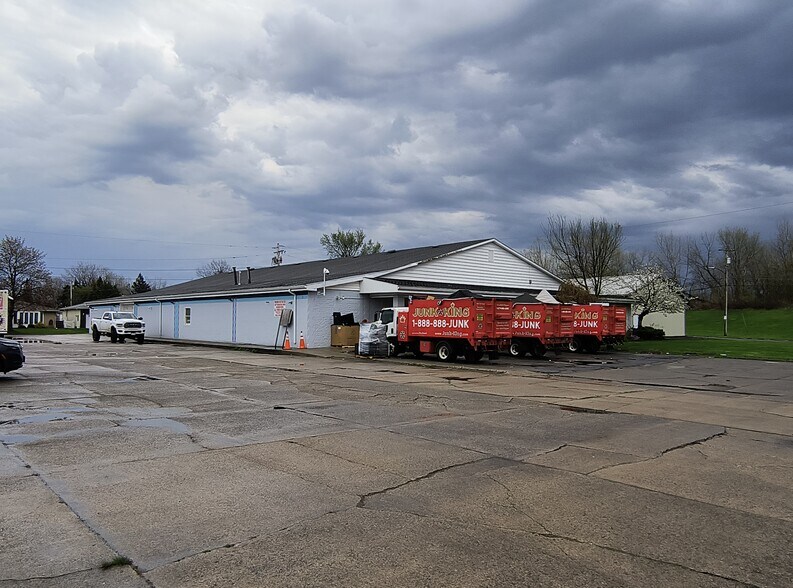 Primary Photo Of 1386 Lovejoy St, Sloan Warehouse For Lease