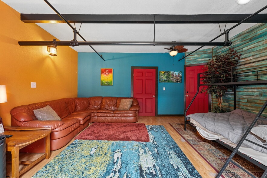 More Photos Of 825-829 27th Ave, Oakland Manufacturing For Sale