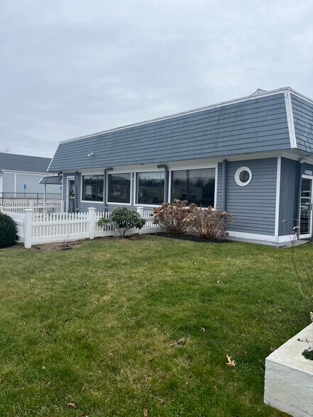 More Photos Of 451 Main St, Dennis Port Restaurant For Sale