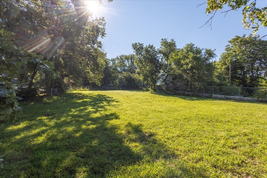 More Photos Of 222 Locust St, Hickman Land For Sale