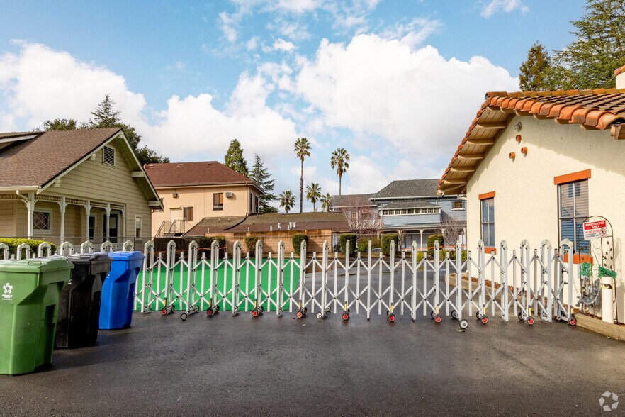 More Photos Of 43505 Mission Blvd, Fremont Medical For Sale