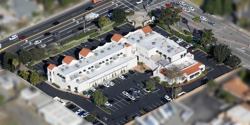 More Photos Of 484 E Los Angeles Ave, Moorpark Unknown For Lease