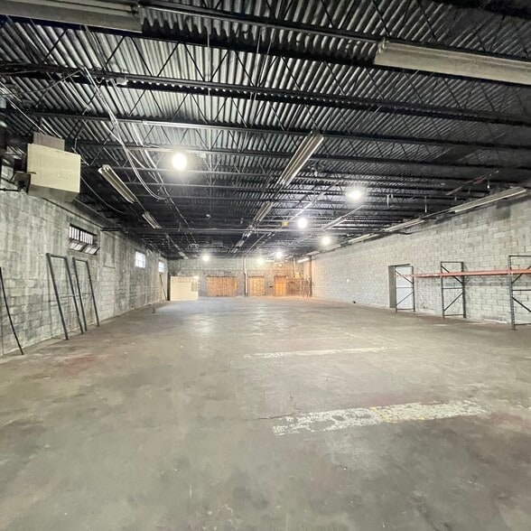More Photos Of 1641 Columbus Ave, Boston Warehouse For Lease