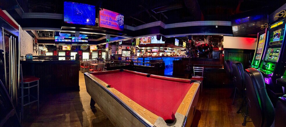 More Photos Of 6365 Peachtree Industrial Blvd, Atlanta Restaurant For Sale