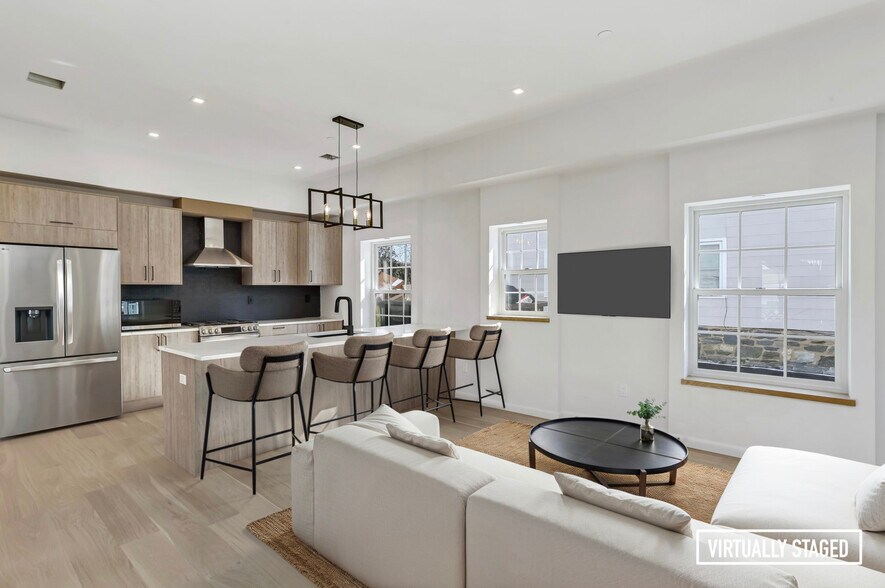 More Photos Of 63 Church St, Greenwich Apartments For Sale