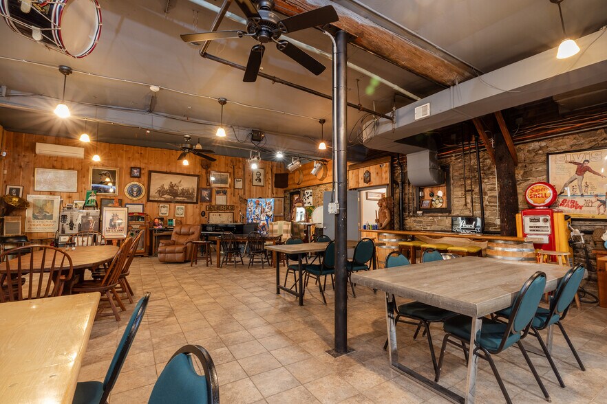 More Photos Of 6123 Lower York Rd, New Hope Specialty For Sale