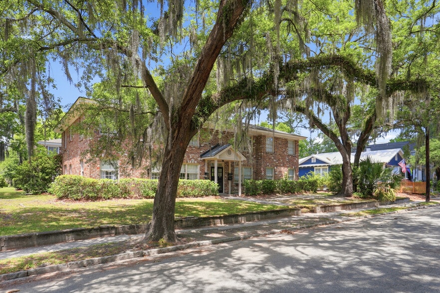 More Photos Of 3411 Bull St, Savannah Apartments For Sale